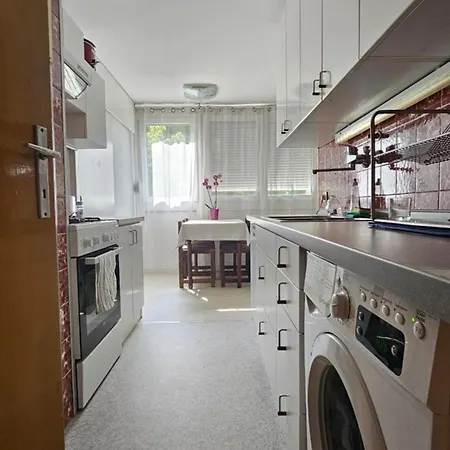 Rosalia Habitación en casa particular